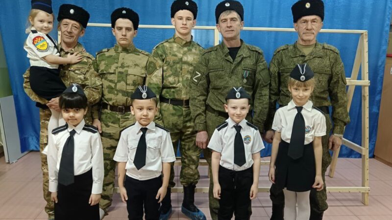 Дошколята из Сорочинска помогут фронту масксетями