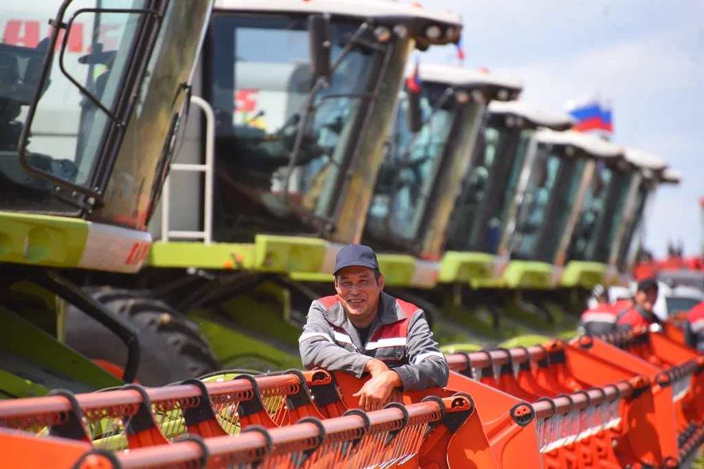 В Оренбуржья аграрии намолотили уже более миллиона тонн зерна