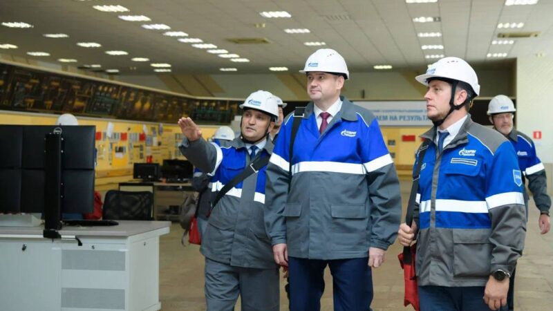 Врио губернатора Оренбуржья Евгений Солнцев познакомился с работой газоперерабатывающего завода