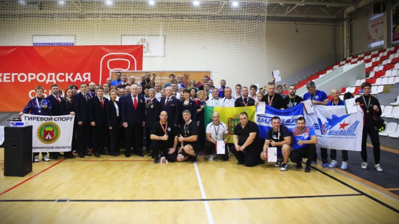 Достойно выступили