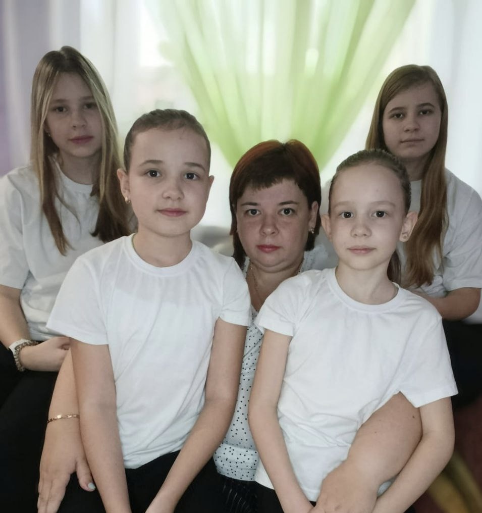 Если мама рядом – солнцем мир залит!