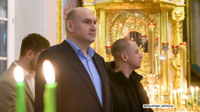 Евгений Солнцев поздравил оренбуржцев с Рождеством Христовым