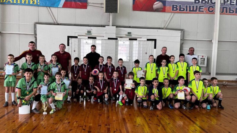 В Сорочинске состоялся  новогодний футбольный турнир среди детей