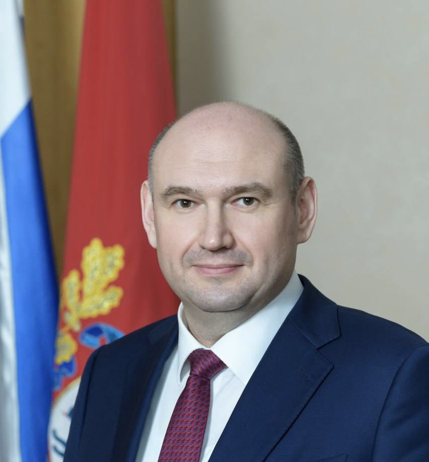 Евгений Солнцев поздравил следователей Оренбуржья с 15-летием ведомства