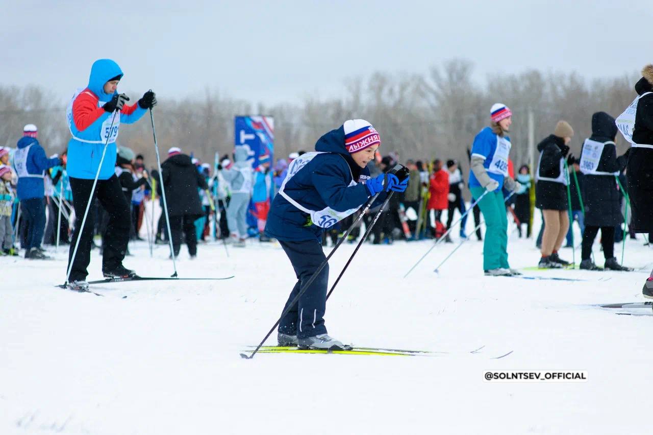 Губернатор Евгений Солнцев приглашает оренбуржцев на массовую гонку «Лыжня России – 2026»