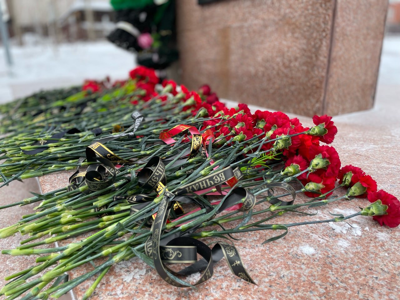 В Сорочинском округе почтили память воинов-интернационалистов