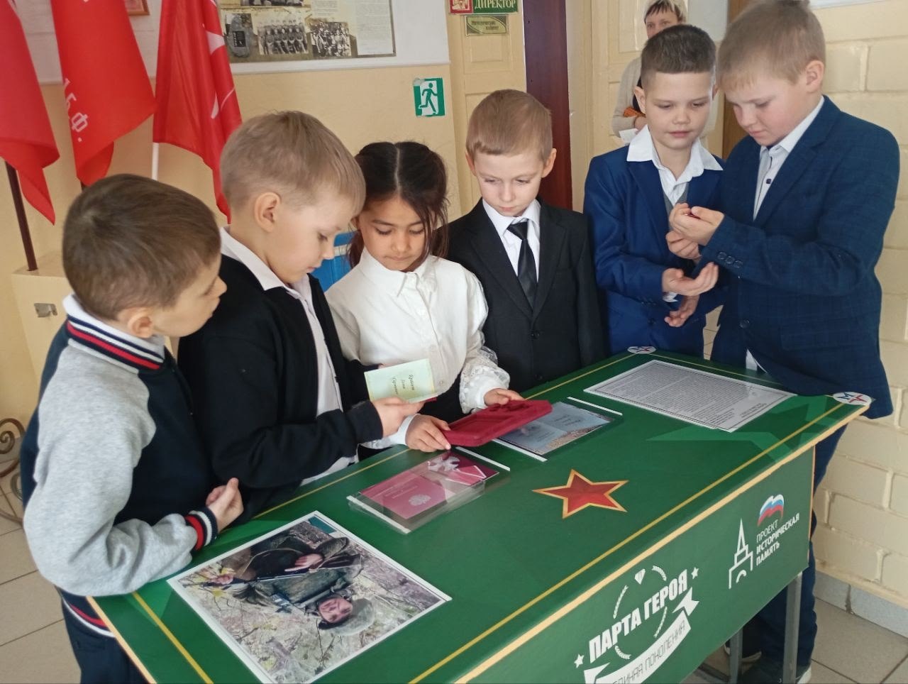 В Николаевской школе Сорочинского округа открыли «Парту Героя» в честь погибшего выпускника