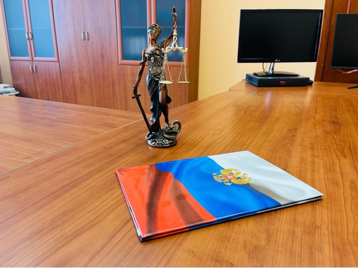 Ученице автошколы грозит до четырёх лет тюрьмы за попытку схитрить на экзамене