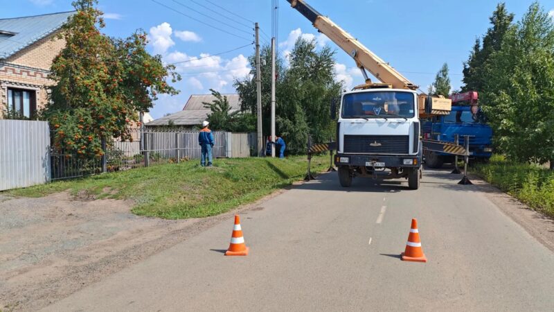 Надежность в каждый дом: в Сорочинске реконструируют линии 0,4 кВ