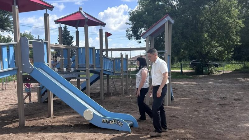 В селе Елатомка Бугурусланского района появится новая детская площадка