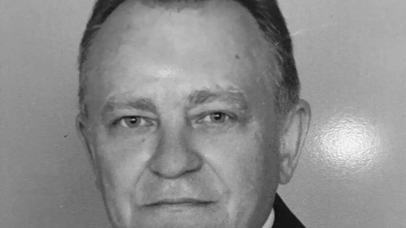 «Он жил работой и дарил жизнь»: памяти врача Владимира Долгушкина