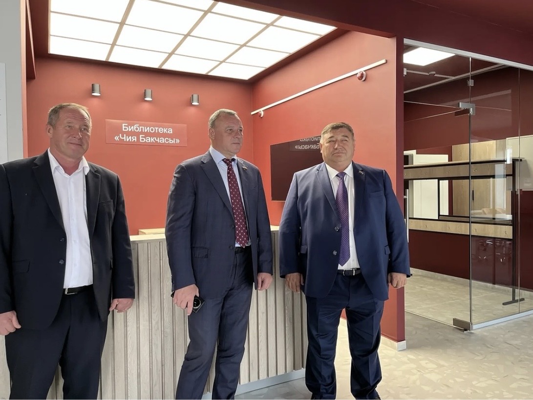 Секретарь Регионального отделения «Единой россии», депутат Госдумы Олег Димов посетил Асекеевский район