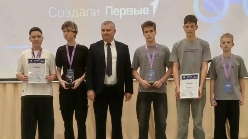 Сорочинские школьники вошли в тройку лучших на региональных соревнованиях по пилотированию дронов