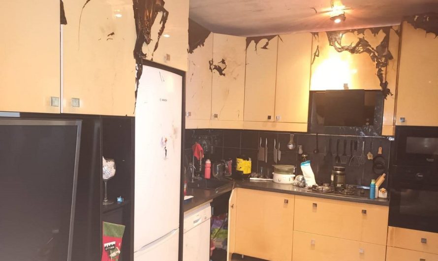 При взрыве самогонного аппарата жители Орска получили ожоги 1 и 2 степени