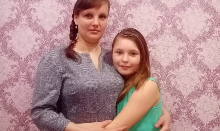 Еленовский дом культуры проводит конкурс фотографий «Обнимашки с мамой»