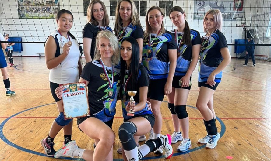 Волейболистки Ясного сразились за победу в международном турнире