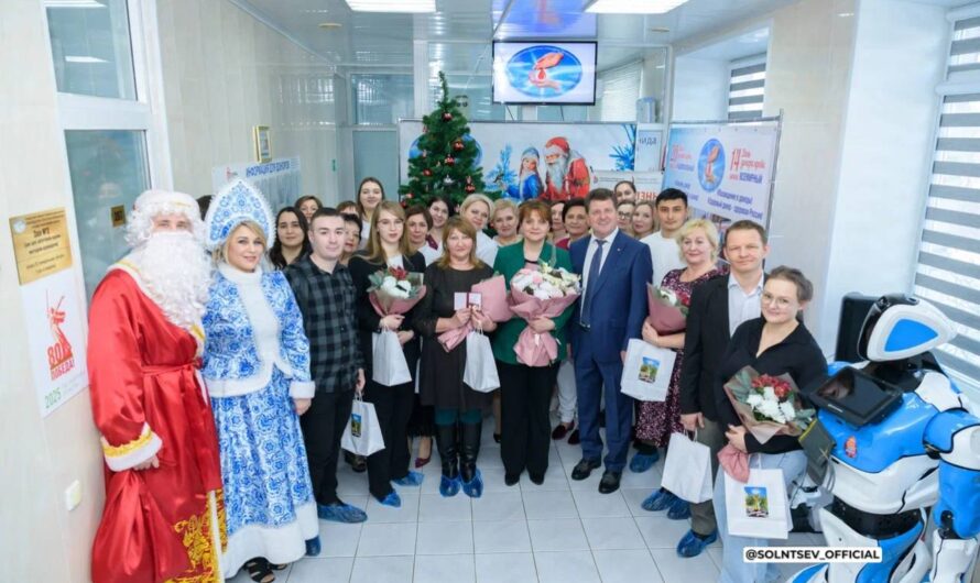 Оренбуржцам вручили нагрудный знак «Почётный донор России»