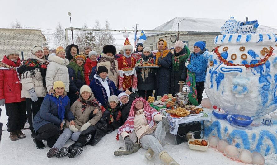 В Ясном устроили эстафеты с валенками и конкурс снежных скульптур