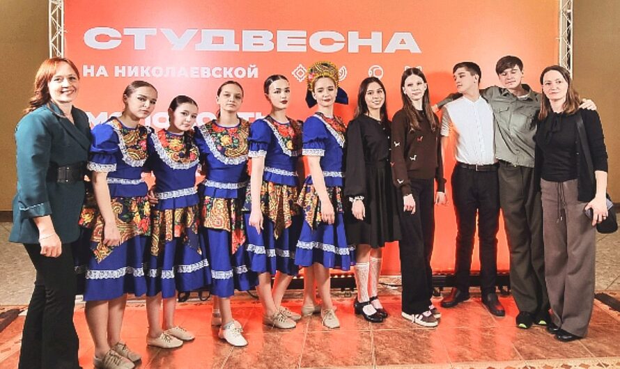 Ясненские артисты выступили на зональном этапе «Студенческой весны»