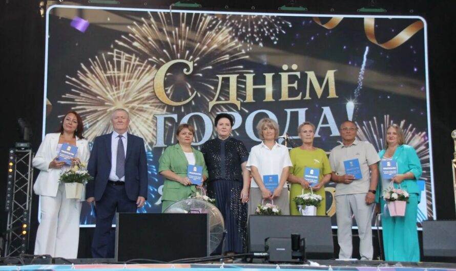 Ясный ярко и торжественно отметил свое 65‑летие