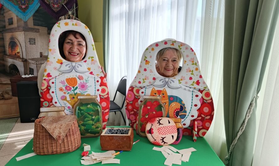 День пожилого человека в Ясном встретили с песнями и улыбками