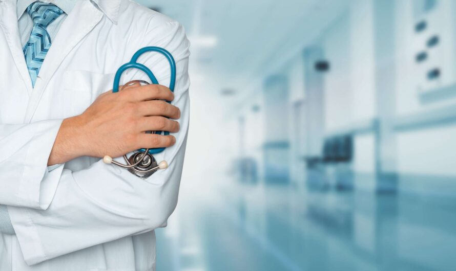 В Оренбуржье увеличение соцвыплат отдельным категориям медработников удержит врачей на местах