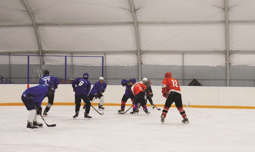 Встречаемся на льду