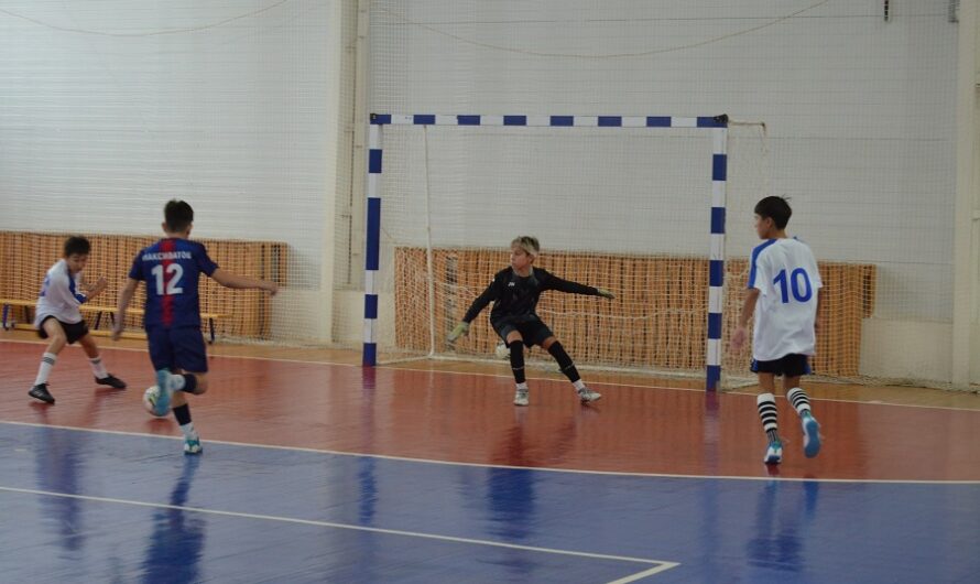 Октябрьцы взяли серебро на турнире по мини-футболу в Сакмаре