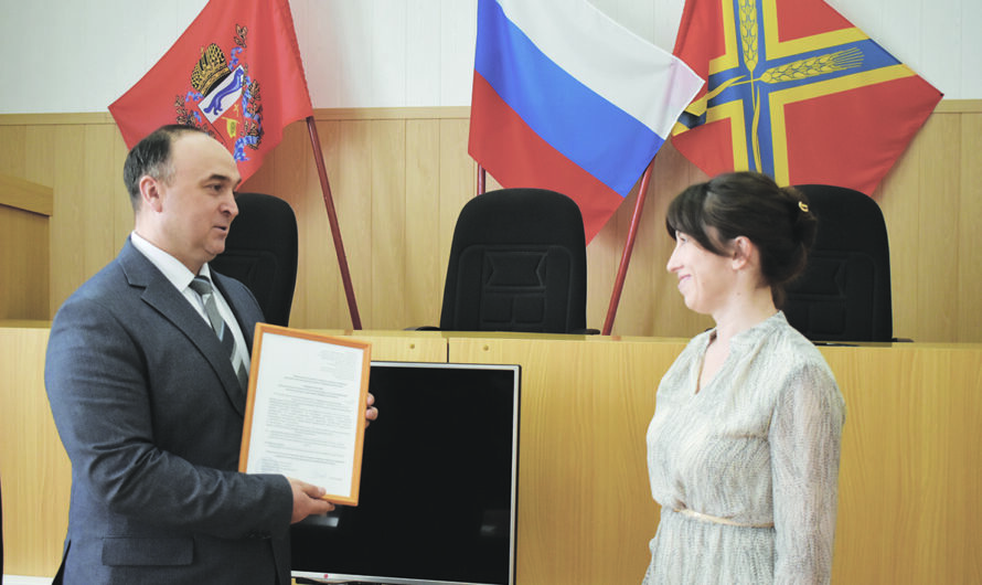 Госпрограммы помогают октябрьским педагогам с приобретением жилья