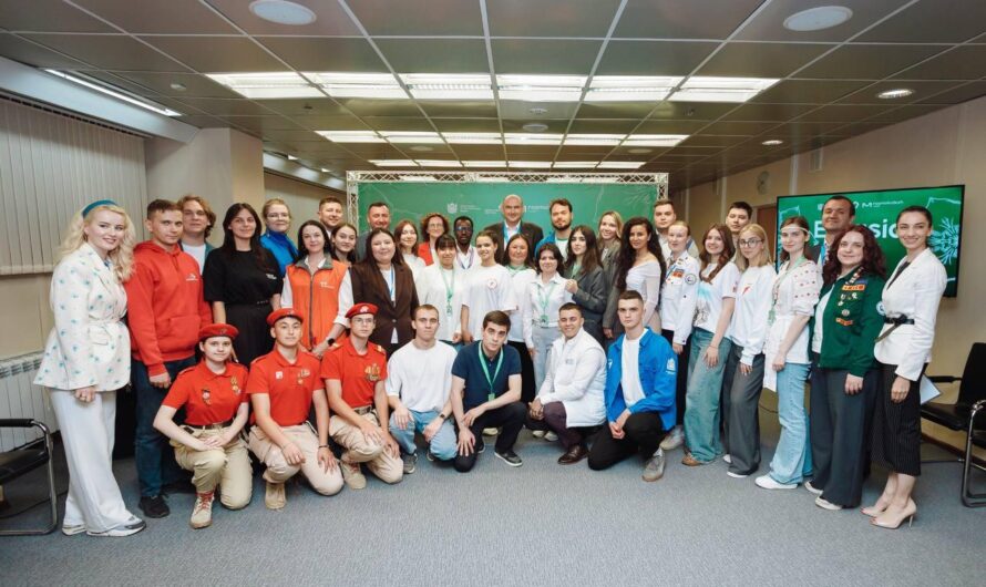 Евгений Солнцев встретился с участниками  форума «Евразия Global»