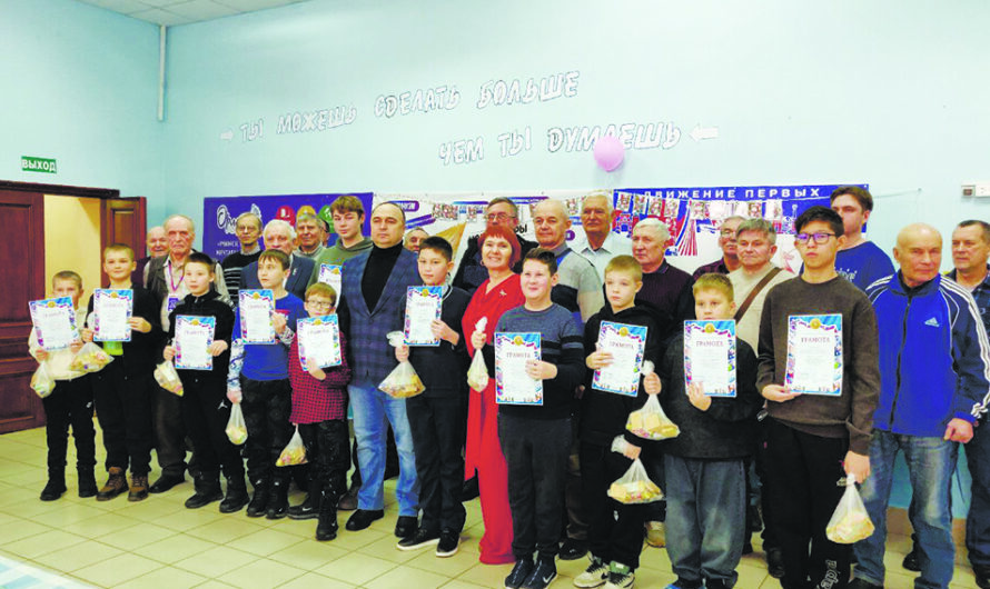 Октябрьский шахклуб объединяет районы