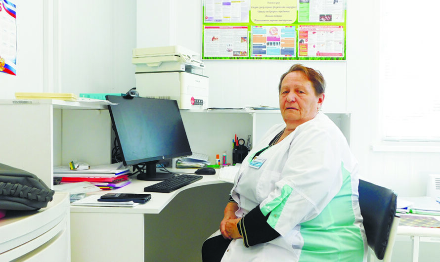 Фельдшер Белозерского ФАПа уже полвека на посту