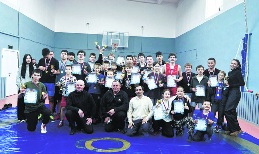 Первые медали октябрьских вольников