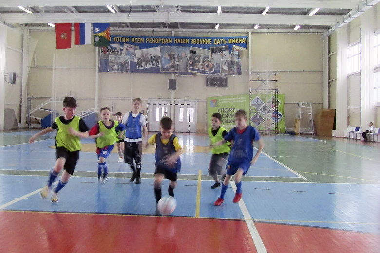 В Курманаевке соревновались юные футболисты района