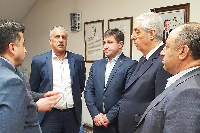 Курманаевская азербайджанская диаспора помогает Турции после землетрясения
