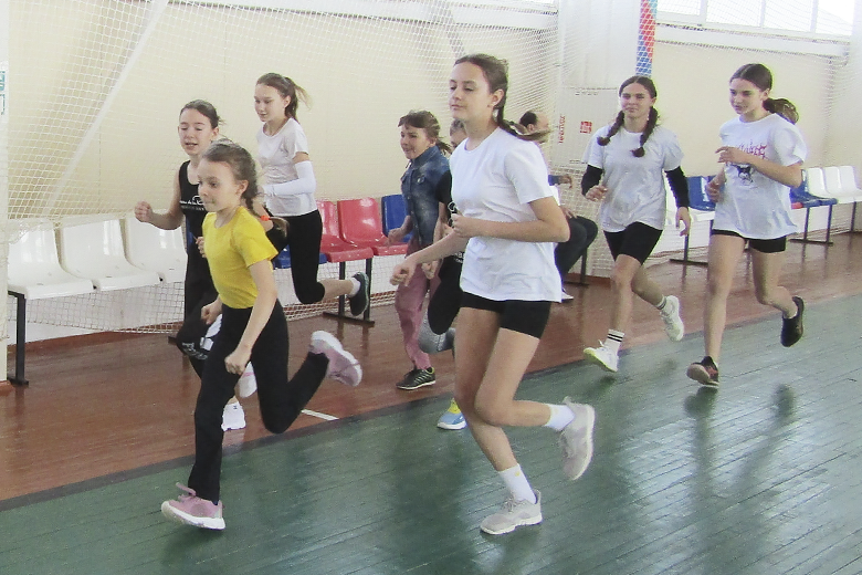 В Курманаевке завершился районный этап соревнований школьных спортивных клубов