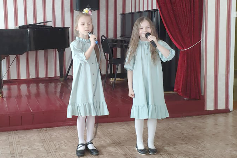 В Курманаевской детской школе искусств состоялся концерт, посвящённый Дню Победы