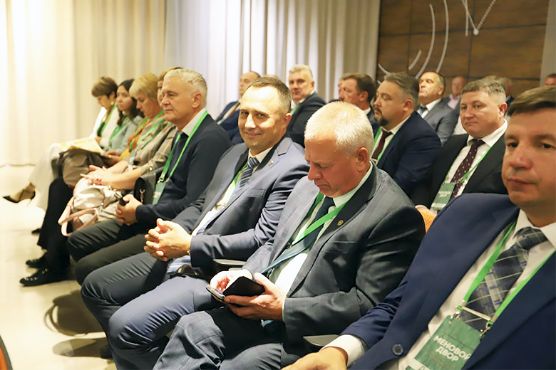 Участников выставки «Меновой двор» приветствовал министр сельского хозяйства России