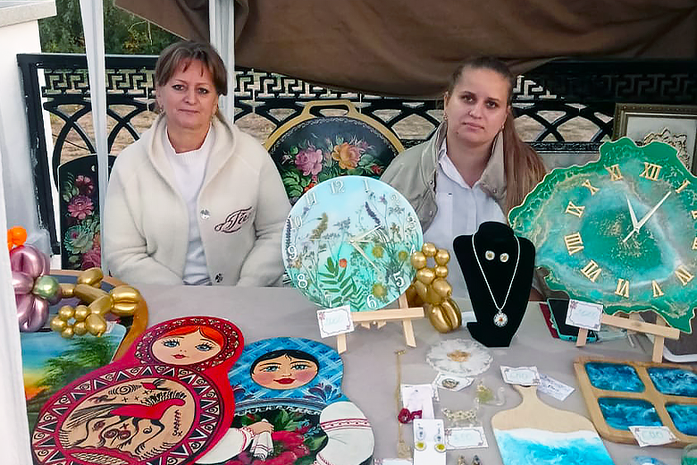 Курманаевские художницы приняли участие в региональном фестивале