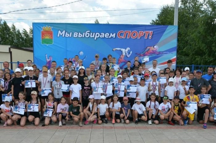 В селе Шарлык прошли соревнования по легкой атлетике