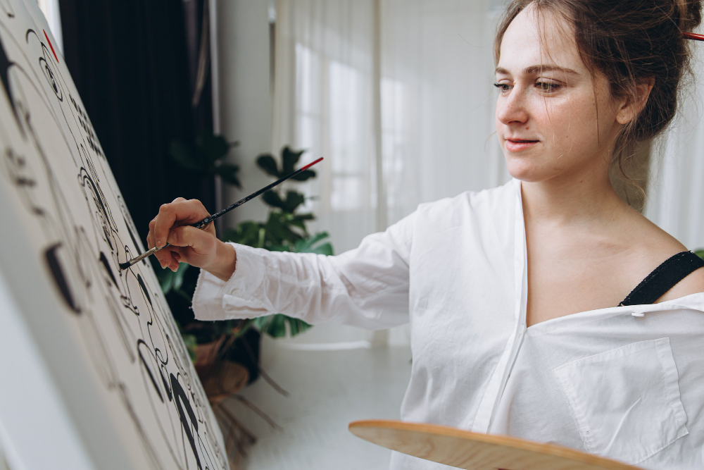 Преподаватель рисования: как выстроить курс, поднять чек и не работать за пятьсот рублей