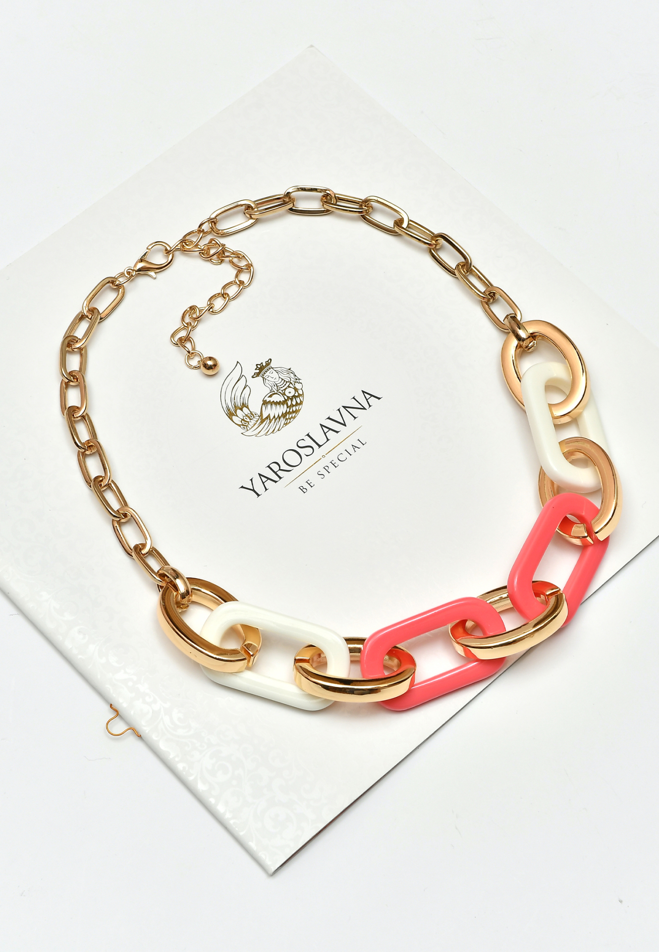 Color chain