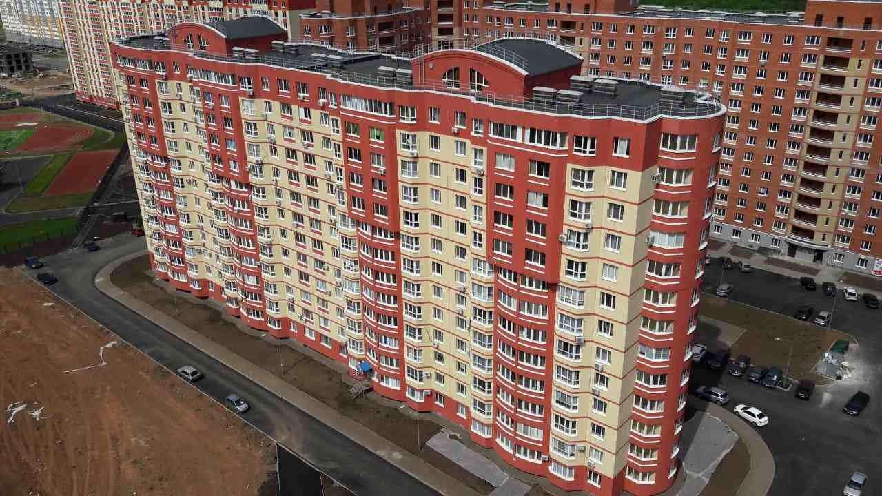Жилой дом на ул. Поляничко, 10/1 (17 мкрн)