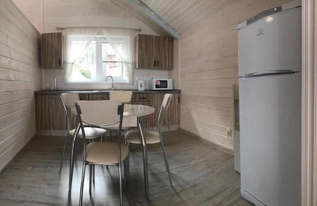 photo1