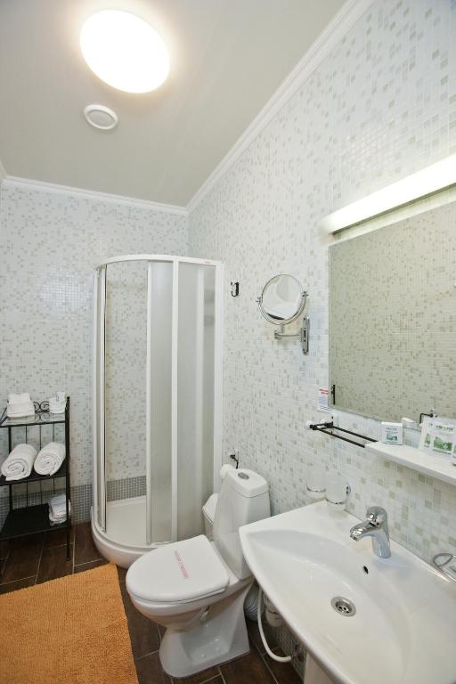 photo1