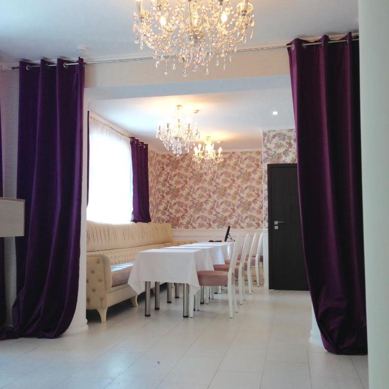 photo1