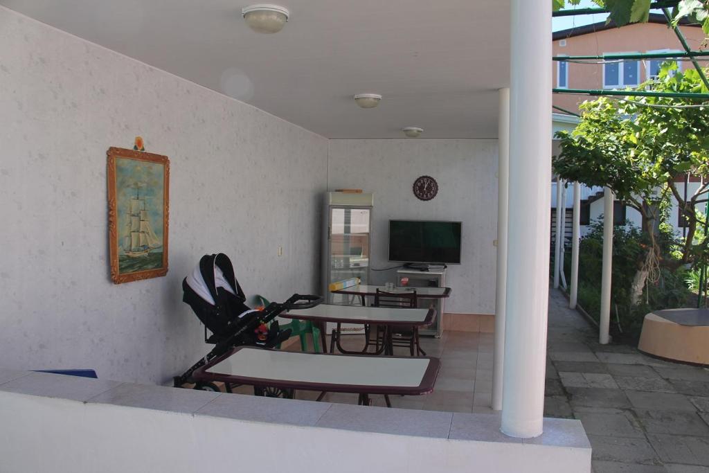photo1