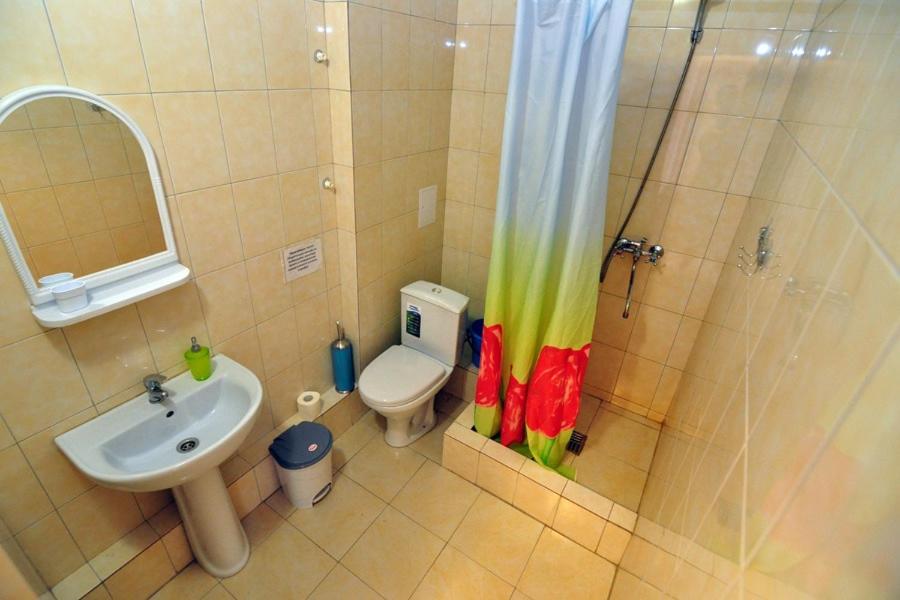 photo1