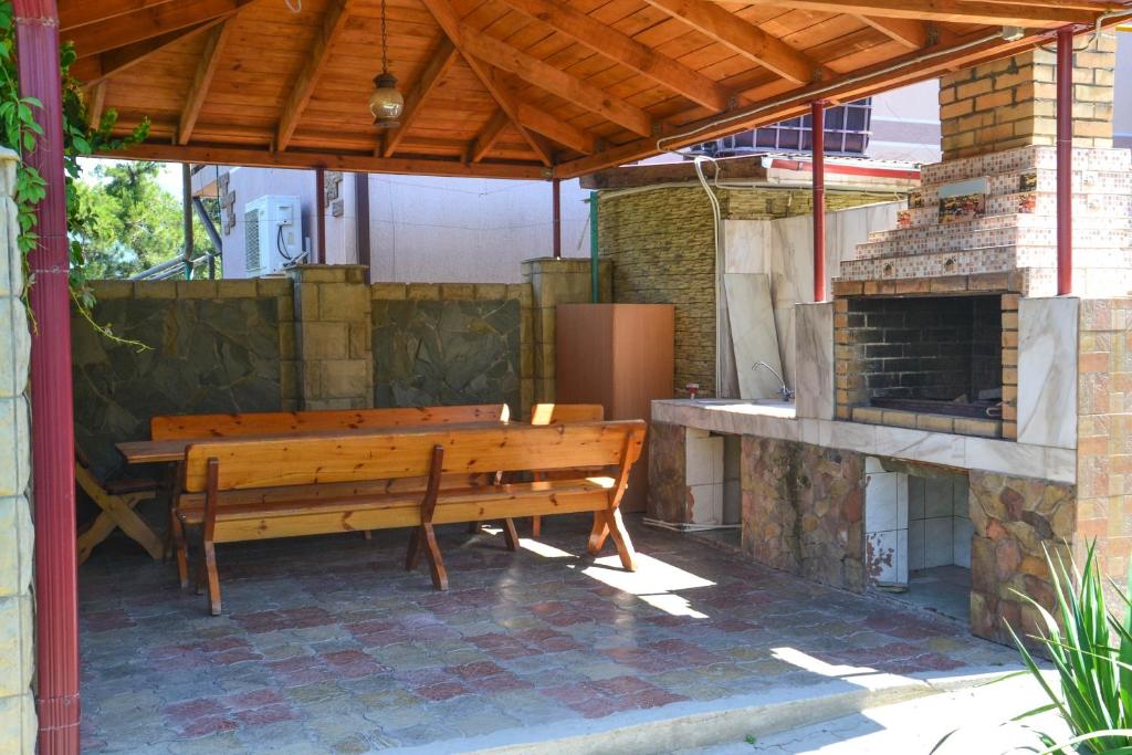 photo1