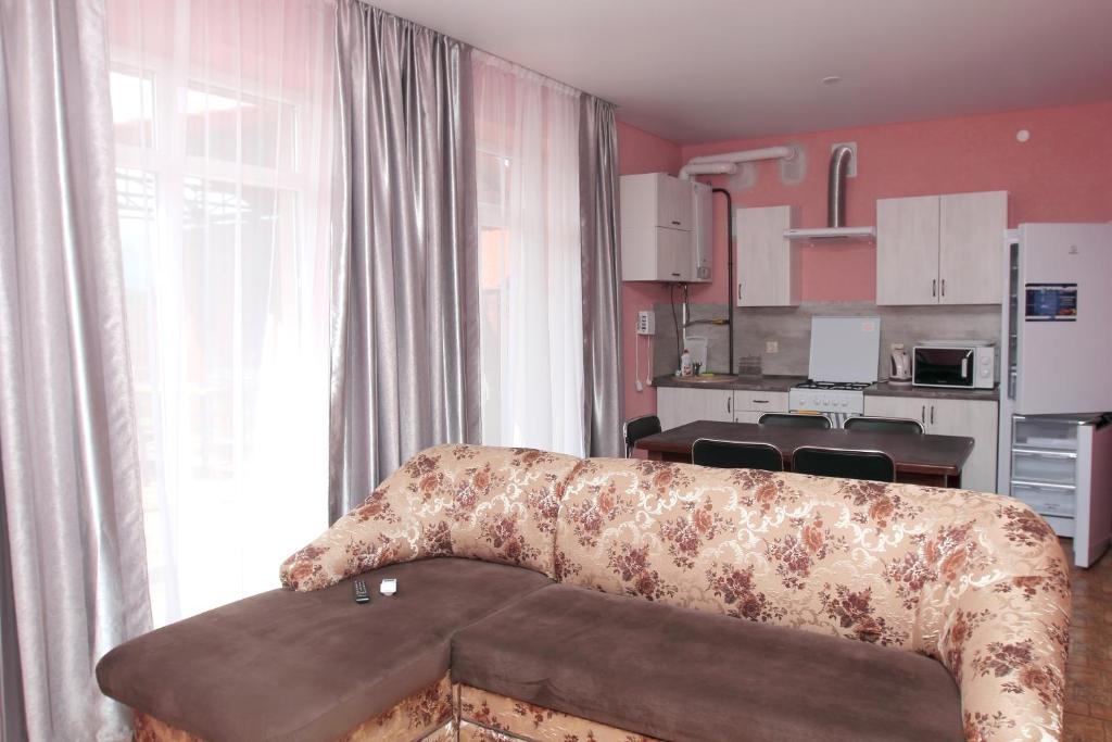 photo1